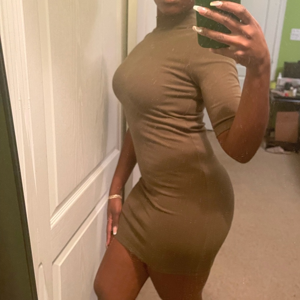 Olive Mock Neck Ribbed Dress - Picture 5 of 10